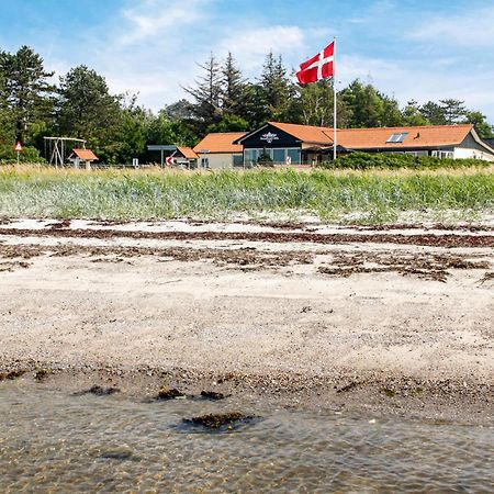 Strandhuset Knebel Exterior photo