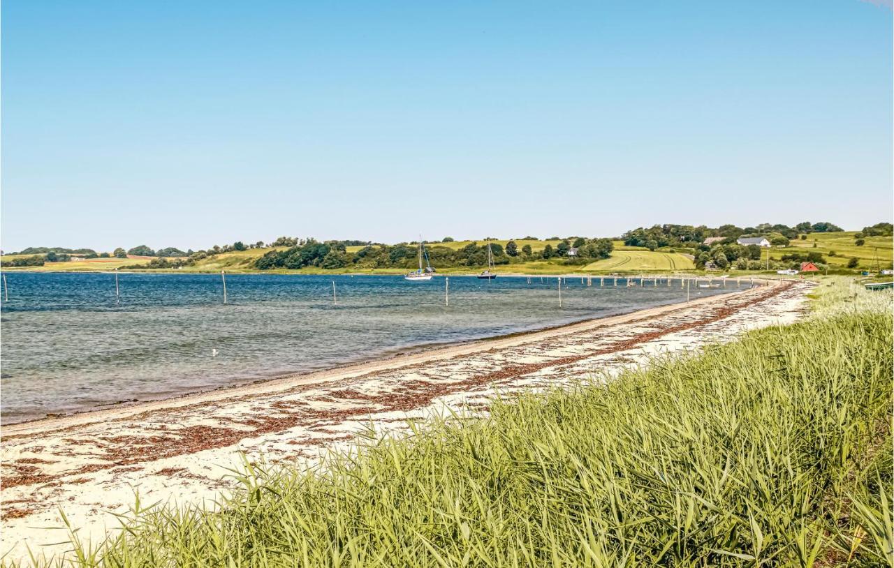 Strandhuset Knebel Exterior photo